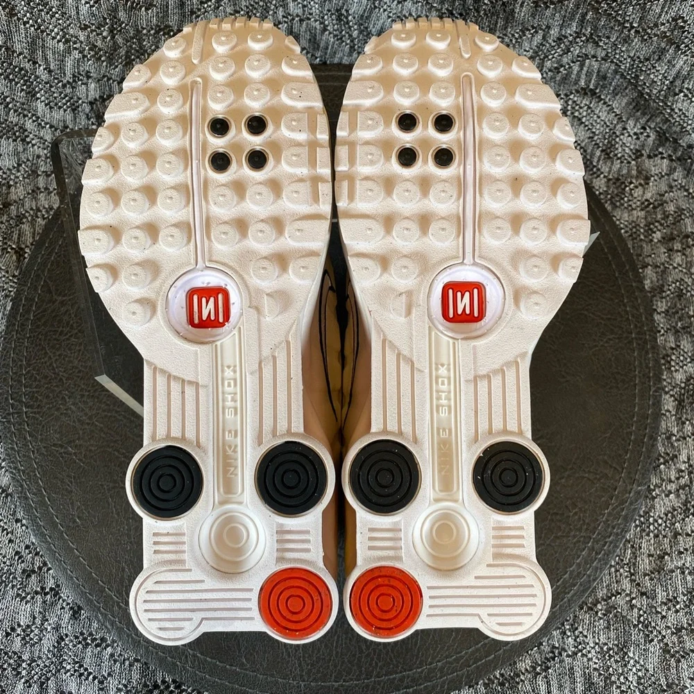 Nike Shox R4 (GS) Sneaker Kids size 6.5 Y